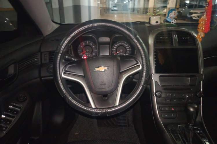 Used Chevrolet Malibu 2013 1.6T Automatic Comfort Edition Steering Wheel