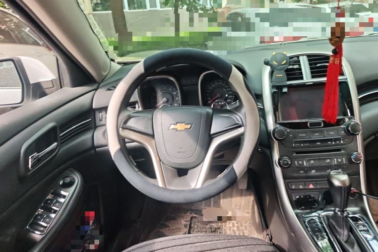 Used Chevrolet Malibu 2013 1.6T Automatic Comfort Edition Steering Wheel