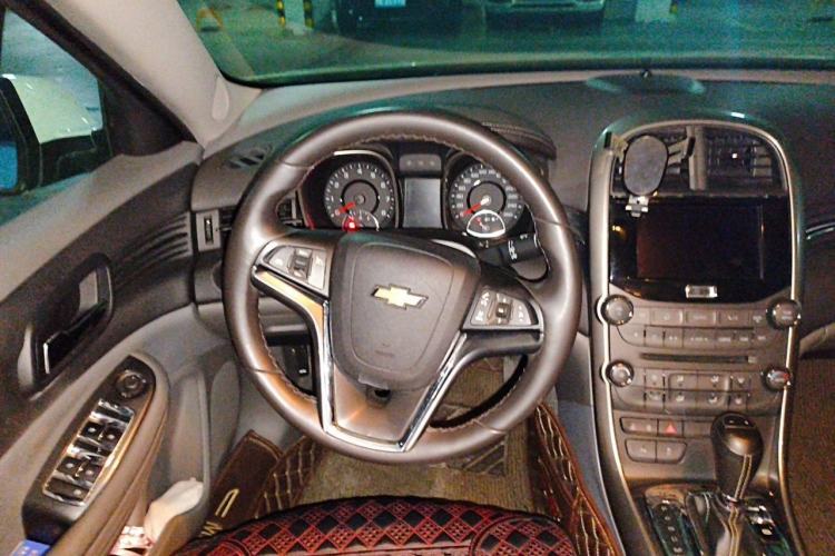 Used Chevrolet Malibu 2013 2.0L Automatic Luxury Edition Steering Wheel