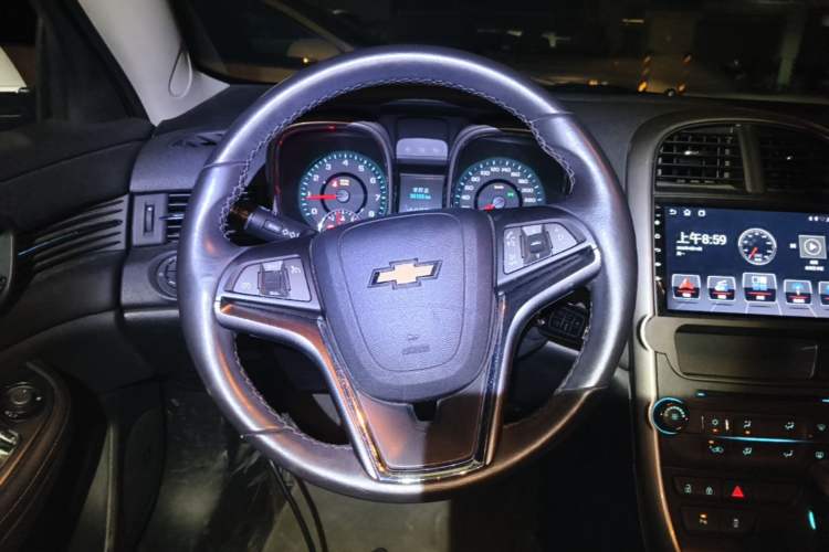 Used Chevrolet Malibu 2013 1.6T Automatic Luxury Edition Steering Wheel