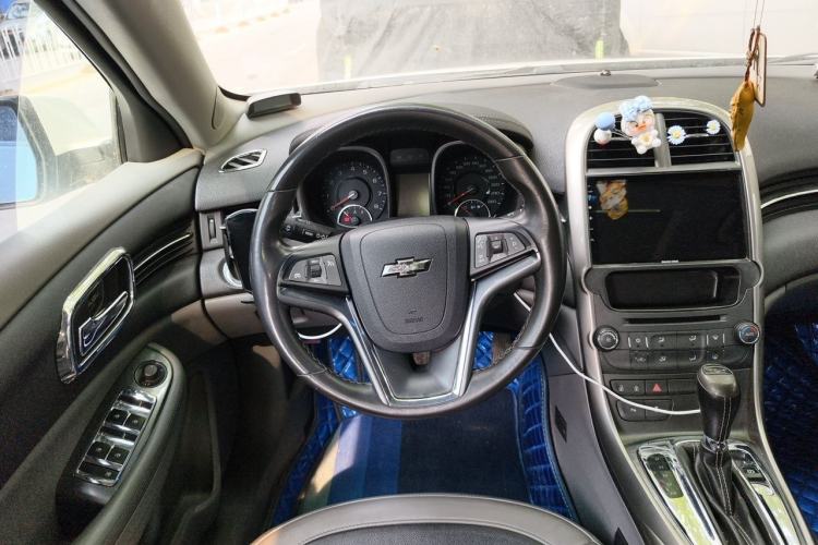 Used Chevrolet Malibu 2013 2.0L Automatic Luxury Edition Steering Wheel