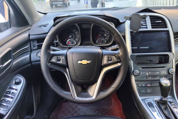 Used Chevrolet Malibu 2013 1.6T Automatic Luxury Edition Steering Wheel