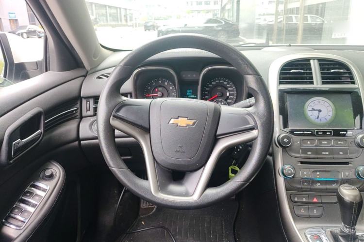 Used Chevrolet Malibu 2013 1.6T Automatic Comfort Edition Steering Wheel