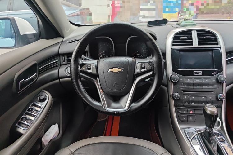 Used Chevrolet Malibu 2013 2.0L Automatic Luxury Edition Steering Wheel