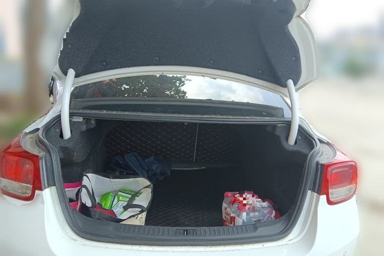 Used Chevrolet Malibu 2013 2.0L Automatic Luxury Edition Trunk