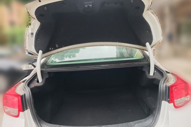 Used Chevrolet Malibu 2013 2.0L Automatic Luxury Edition Trunk