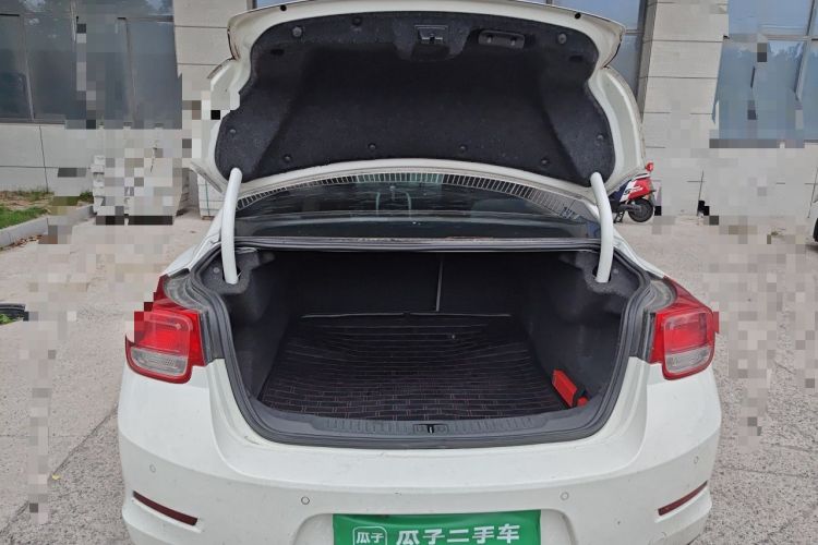 Used Chevrolet Malibu 2013 2.0L Automatic Luxury Edition Trunk