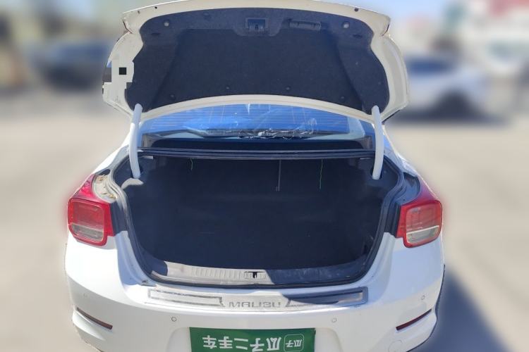Used Chevrolet Malibu 2013 2.0L Automatic Luxury Edition Trunk