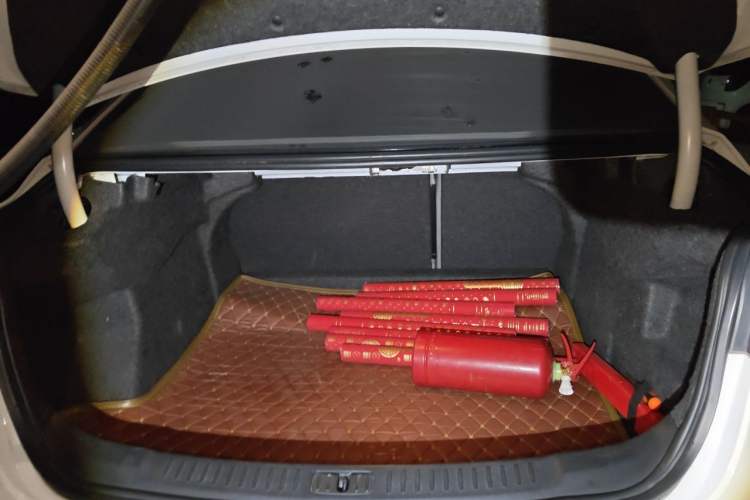 Used Chevrolet Malibu 2013 2.4L Automatic Luxury Edition Trunk