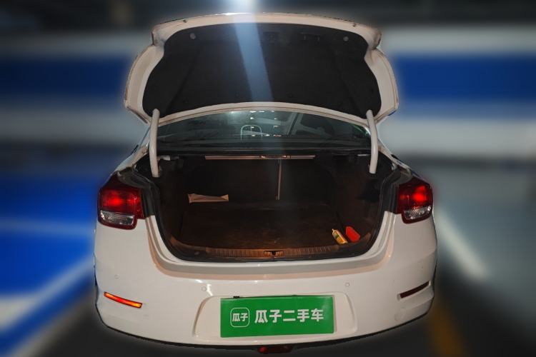 Used Chevrolet Malibu 2013 2.0L Automatic Luxury Edition Trunk