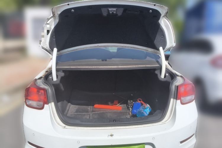 Used Chevrolet Malibu 2013 1.6T Automatic Comfort Edition Trunk