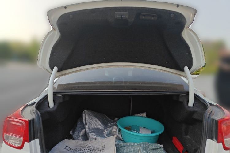 Used Chevrolet Malibu 2013 2.0L Automatic Luxury Edition Trunk