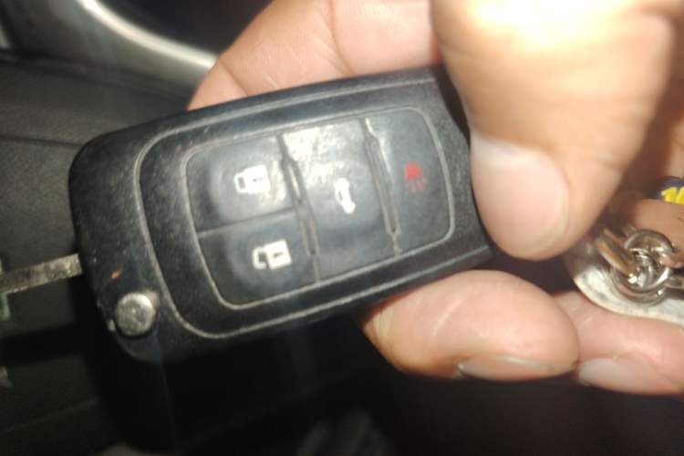 Used Chevrolet Malibu 2013 1.6T Automatic Comfort Edition Vehicle Key
