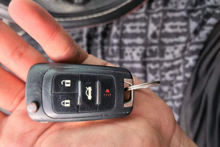 Used Chevrolet Malibu 2013 2.0L Automatic Luxury Edition Vehicle Key