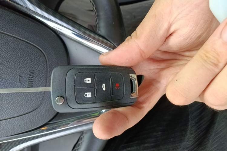 Used Chevrolet Malibu 2013 2.0L Automatic Luxury Edition Vehicle Key