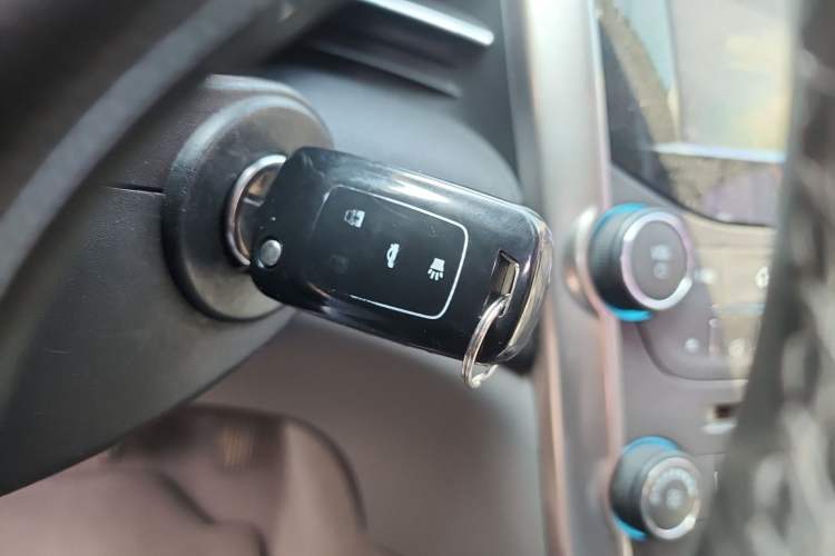 Used Chevrolet Malibu 2013 2.0L Automatic Luxury Edition Vehicle Key