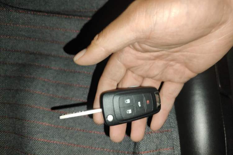 Used Chevrolet Malibu 2013 1.6T Automatic Comfort Edition Vehicle Key