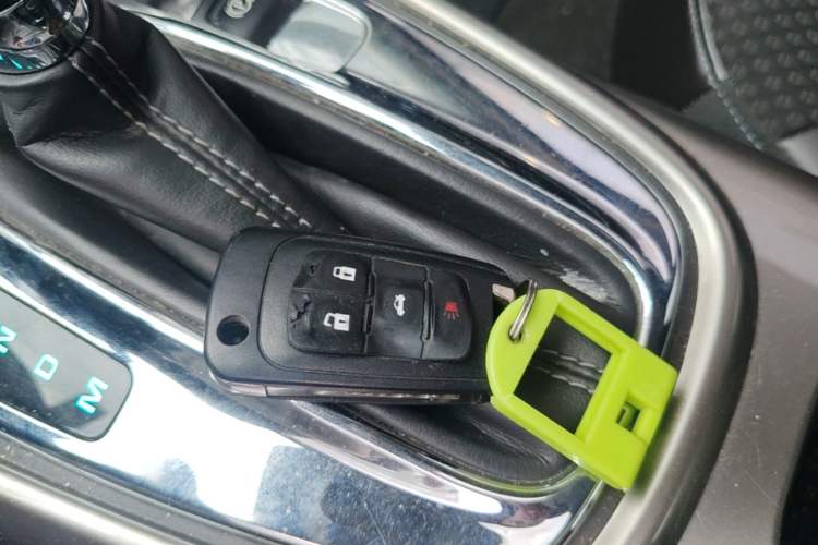 Used Chevrolet Malibu 2013 1.6T Automatic Comfort Edition Vehicle Key