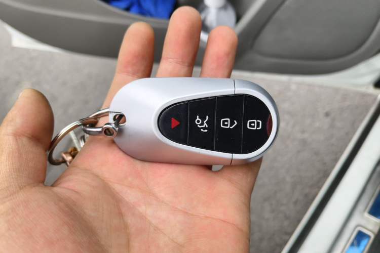 Used Chevrolet Malibu 2013 2.4L Automatic Luxury Edition Vehicle Key