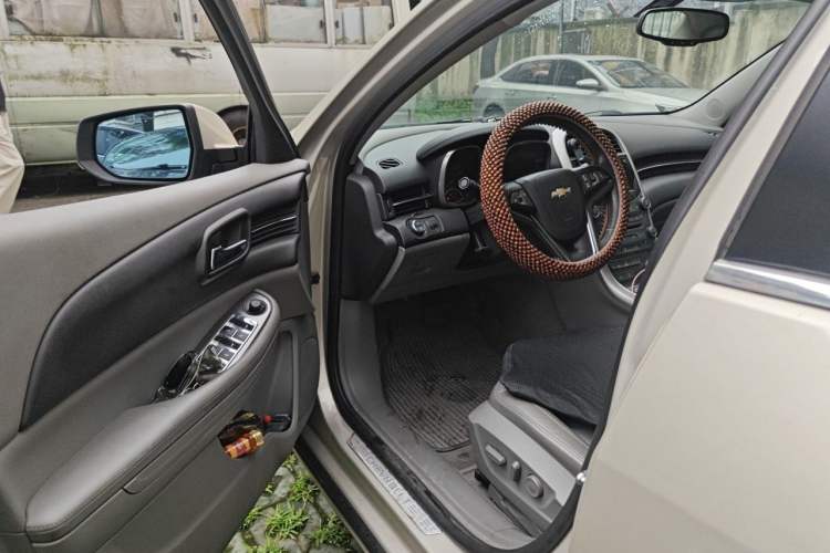 Used Chevrolet Malibu 2013 2.4L Automatic Luxury Edition Driver Seat