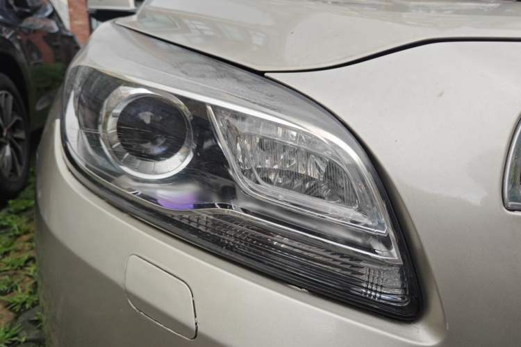 Used Chevrolet Malibu 2013 2.4L Automatic Luxury Edition Right Front Headlight