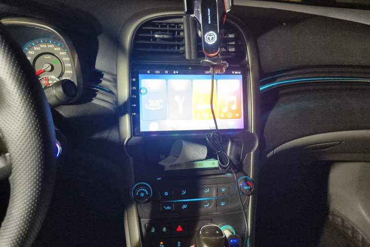 Used Chevrolet Malibu 2014 2.4L Automatic Luxury Edition Audio And AC Panel