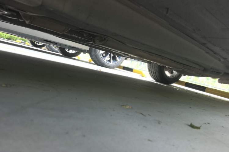 Used Chevrolet Malibu 2014 2.0L Automatic Comfort Edition Chassis Front Left