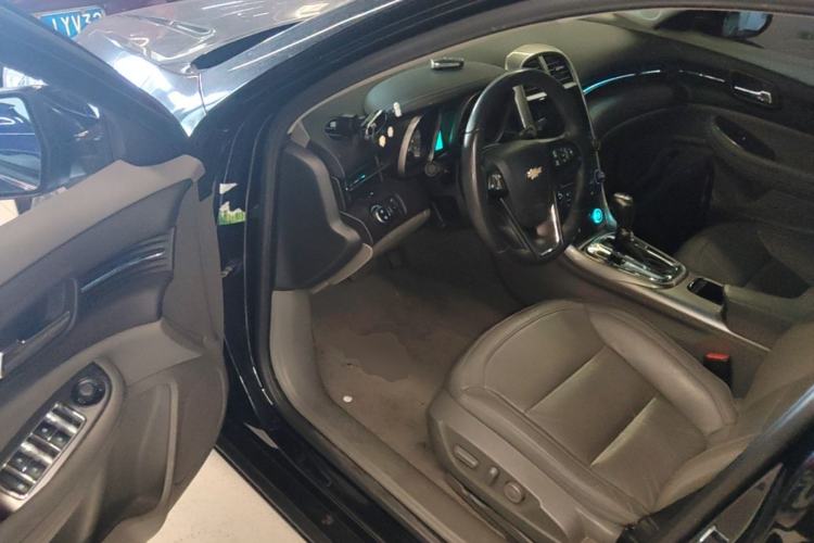 Used Chevrolet Malibu 2014 2.0L Automatic Luxury Edition Driver Seat