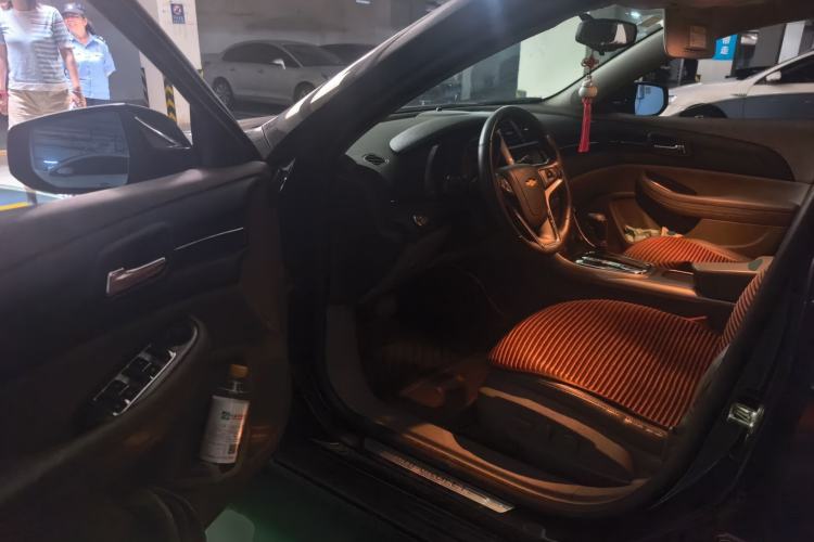 Used Chevrolet Malibu 2014 2.0L Automatic Luxury Edition Driver Seat