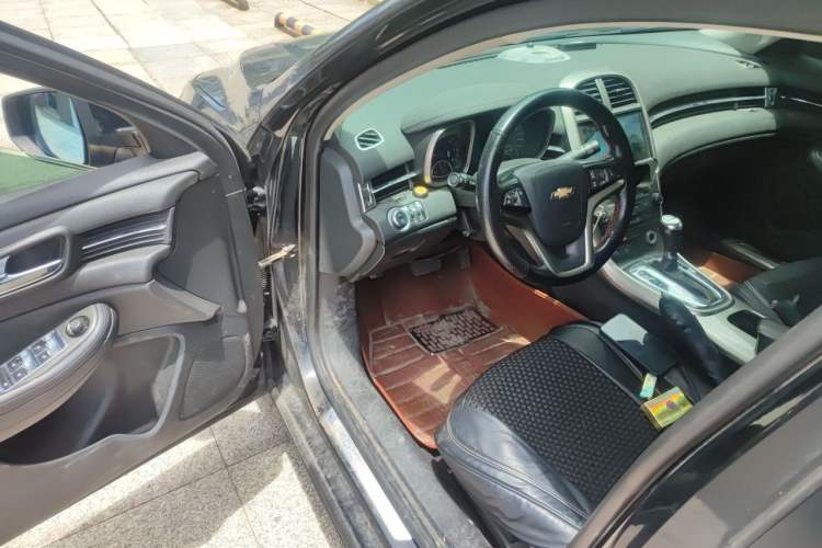 Used Chevrolet Malibu 2014 1.6T Automatic Luxury Edition Driver Seat
