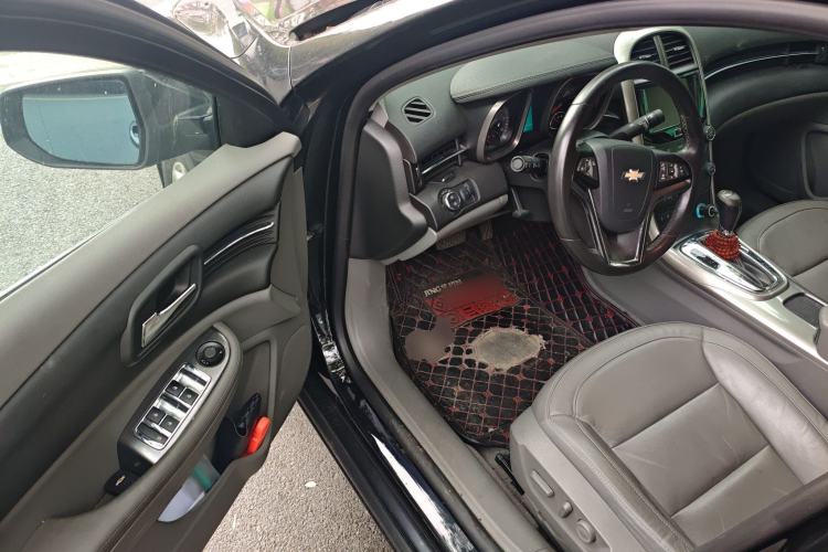 Used Chevrolet Malibu 2014 2.0L Automatic Luxury Edition Driver Seat