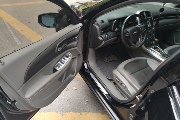 Used Chevrolet Malibu 2014 2.0L Automatic Luxury Edition Driver Seat