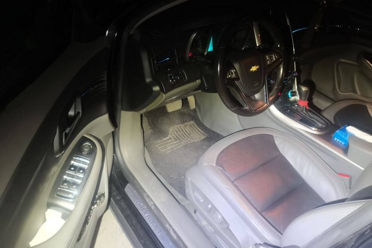 Used Chevrolet Malibu 2014 2.0L Automatic Luxury Edition Driver Seat