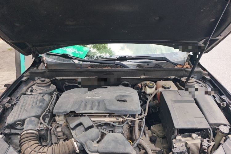 Used Chevrolet Malibu 2014 2.0L Automatic Comfort Edition Engine Bay