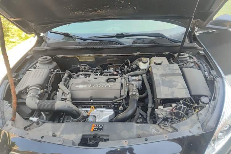 Used Chevrolet Malibu 2014 1.6T Automatic Luxury Edition Engine Bay