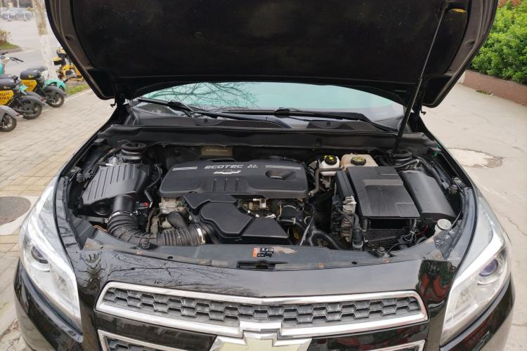 Used Chevrolet Malibu 2014 2.4L Automatic Luxury Edition Engine Bay
