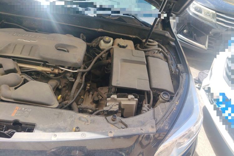 Used Chevrolet Malibu 2014 2.0L Automatic Luxury Edition Engine Bay Left