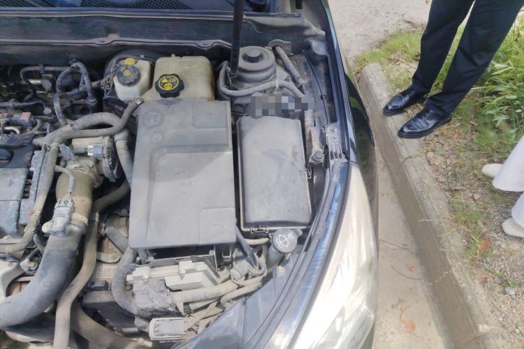 Used Chevrolet Malibu 2014 1.6T Automatic Comfort Edition Engine Bay Left