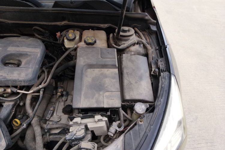 Used Chevrolet Malibu 2014 2.0L Automatic Comfort Edition Engine Bay Left