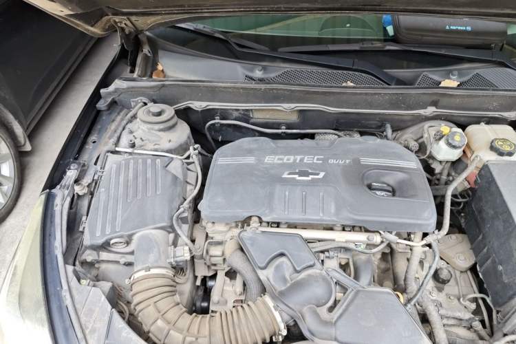 Used Chevrolet Malibu 2014 2.0L Automatic Luxury Edition Engine Bay Right