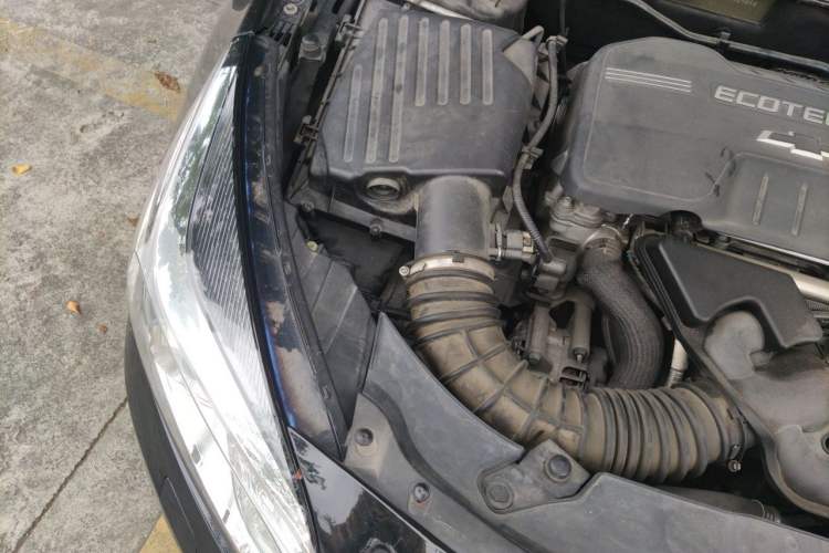 Used Chevrolet Malibu 2014 2.0L Automatic Luxury Edition Engine Bay Right