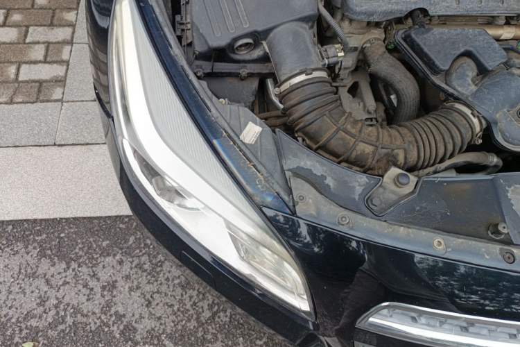 Used Chevrolet Malibu 2014 2.0L Automatic Luxury Edition Engine Bay Right