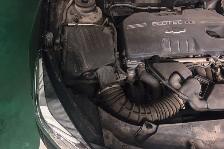 Used Chevrolet Malibu 2014 2.0L Automatic Luxury Edition Engine Bay Right