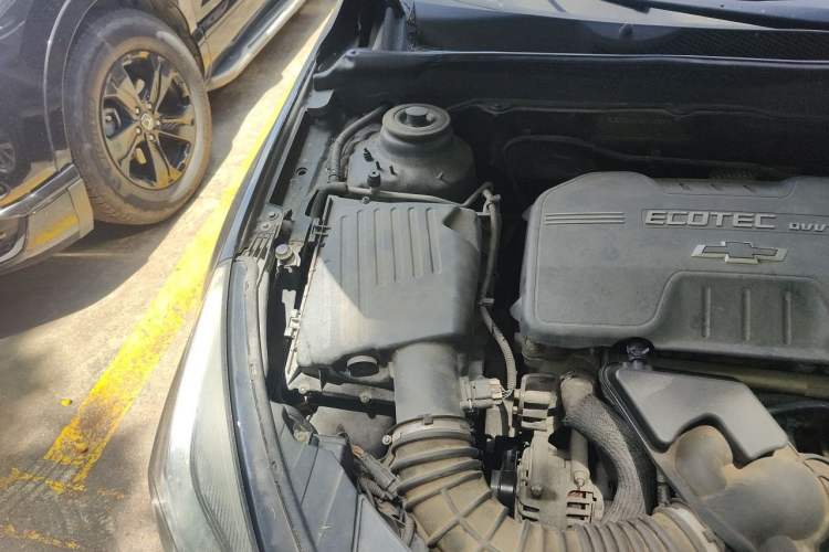 Used Chevrolet Malibu 2014 2.0L Automatic Luxury Edition Engine Bay Right