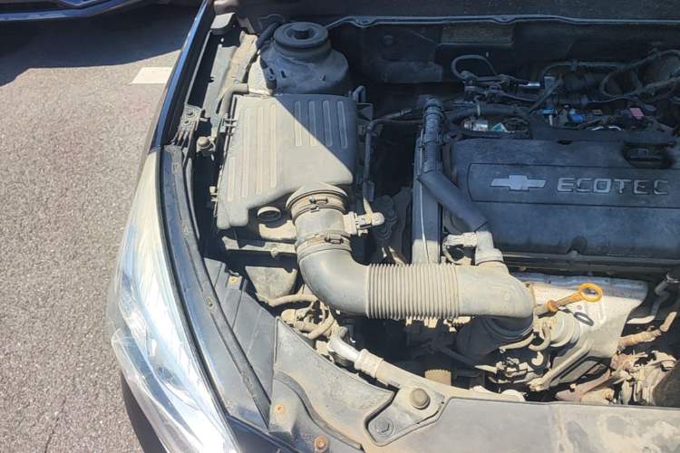 Used Chevrolet Malibu 2014 1.6T Automatic Comfort Edition Engine Bay Right
