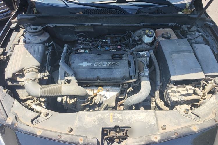 Used Chevrolet Malibu 2014 1.6T Automatic Comfort Edition Engine Bay