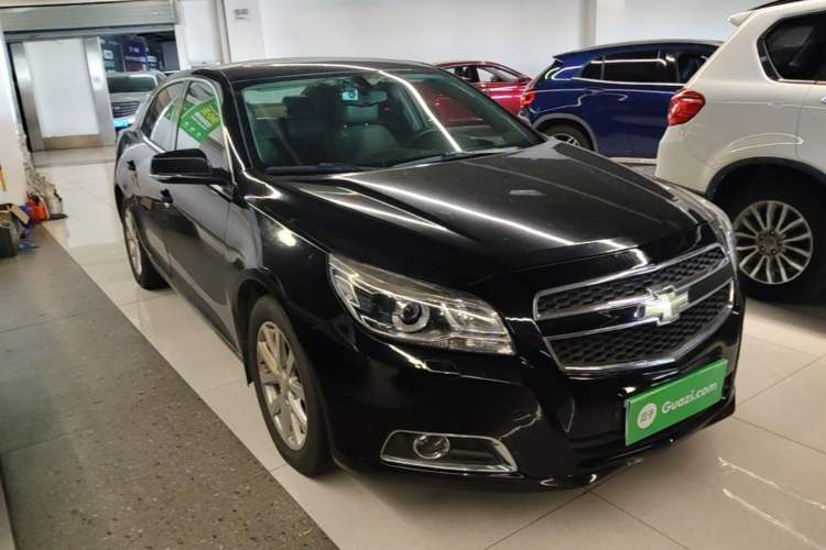 Used Chevrolet Malibu 2014 2.0L Automatic Luxury Edition Front Right 45 Deg