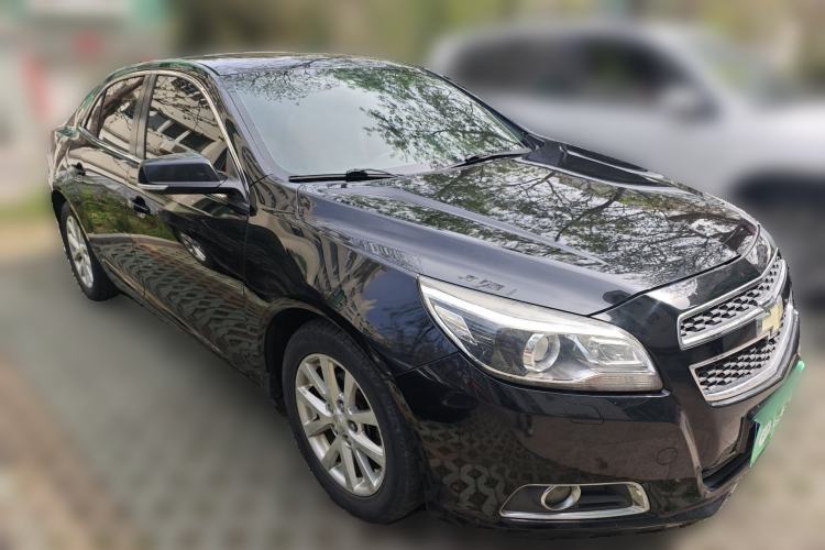 Used Chevrolet Malibu 2014 2.0L Automatic Luxury Edition Front Right 45 Deg
