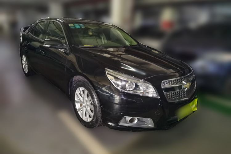 Used Chevrolet Malibu 2014 2.4L Automatic Luxury Edition Front Right 45 Deg