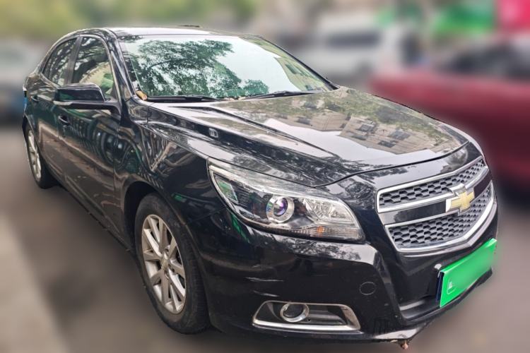 Used Chevrolet Malibu 2014 2.0L Automatic Luxury Edition Front Right 45 Deg